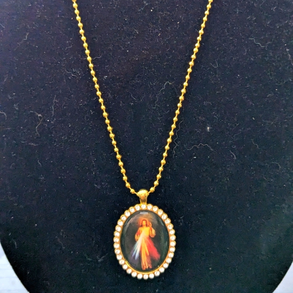 Necklace - Picture 2 of 2